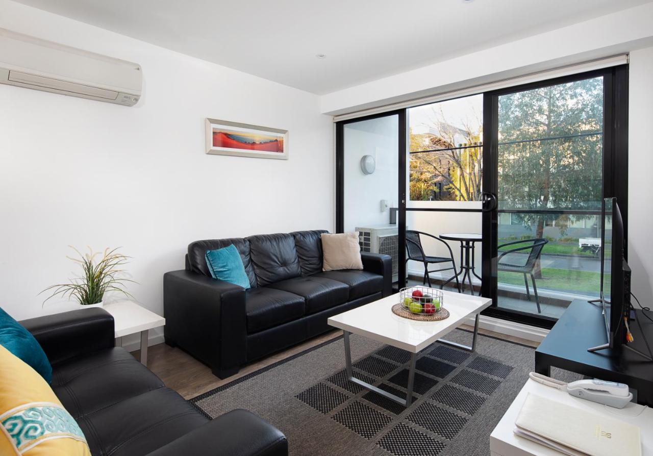 Rnr Serviced Apartments North Мельбурн Экстерьер фото