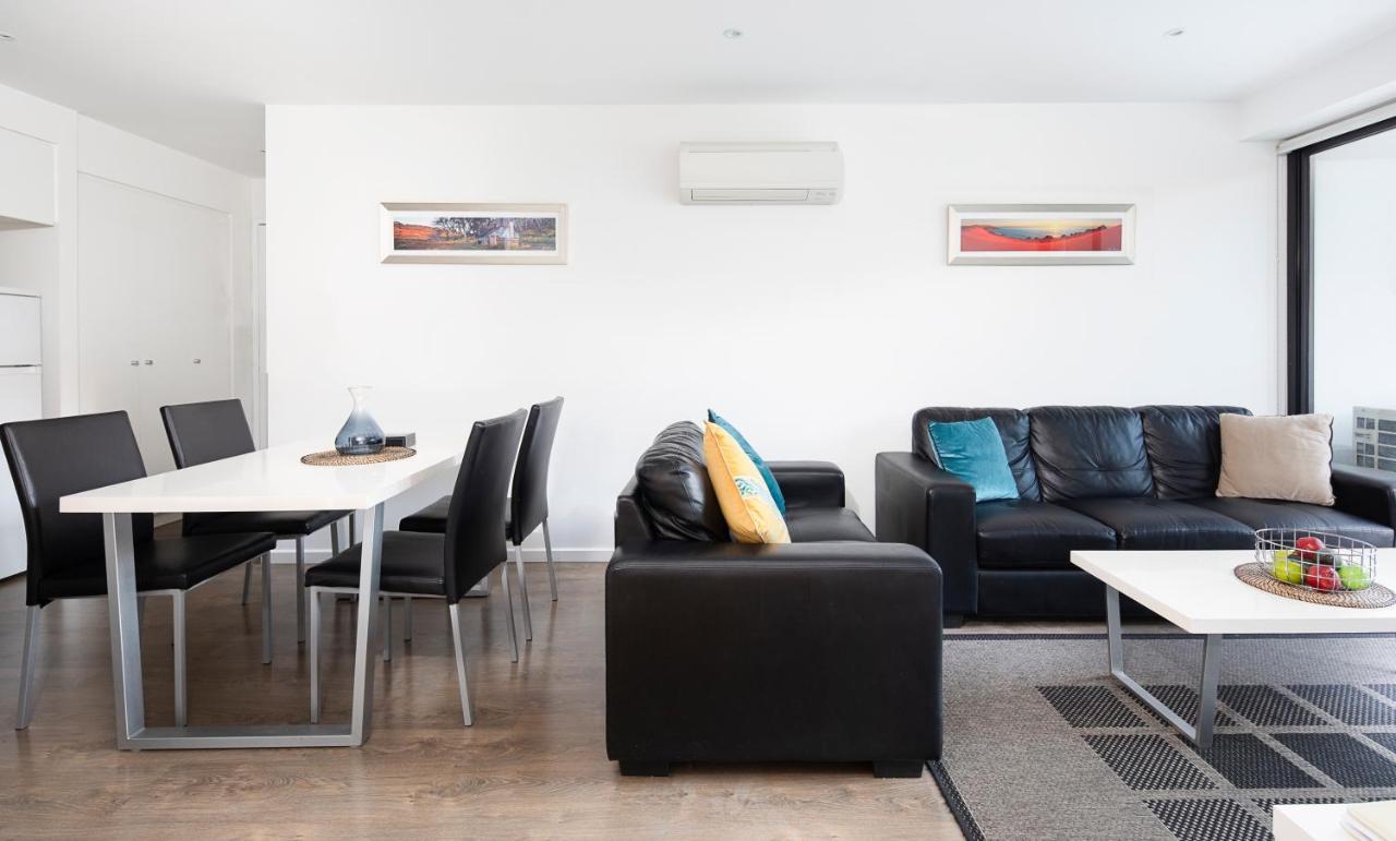 Rnr Serviced Apartments North Мельбурн Экстерьер фото