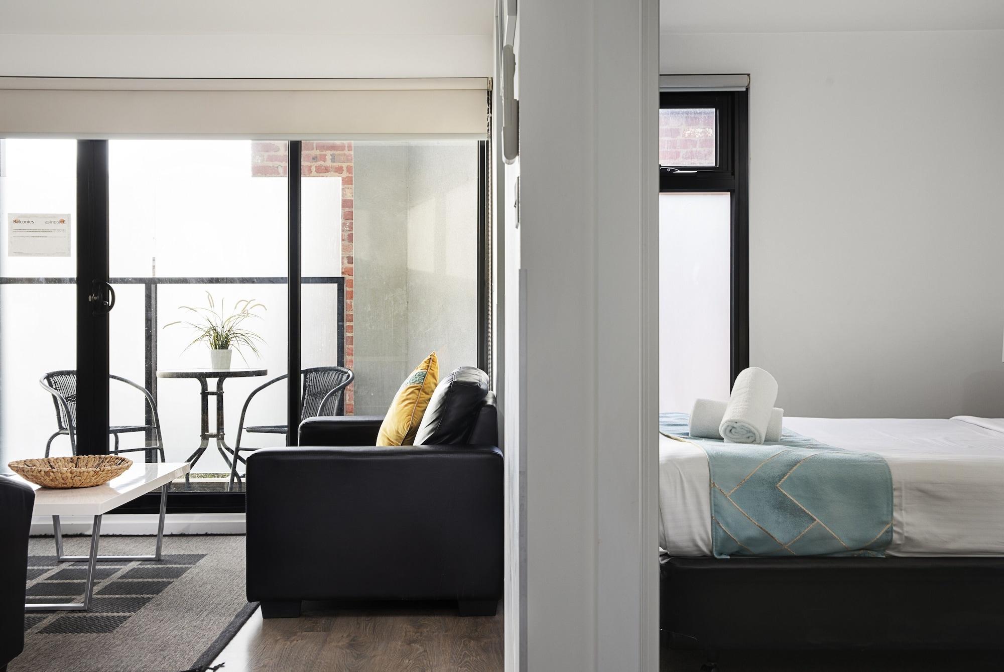 Rnr Serviced Apartments North Мельбурн Экстерьер фото