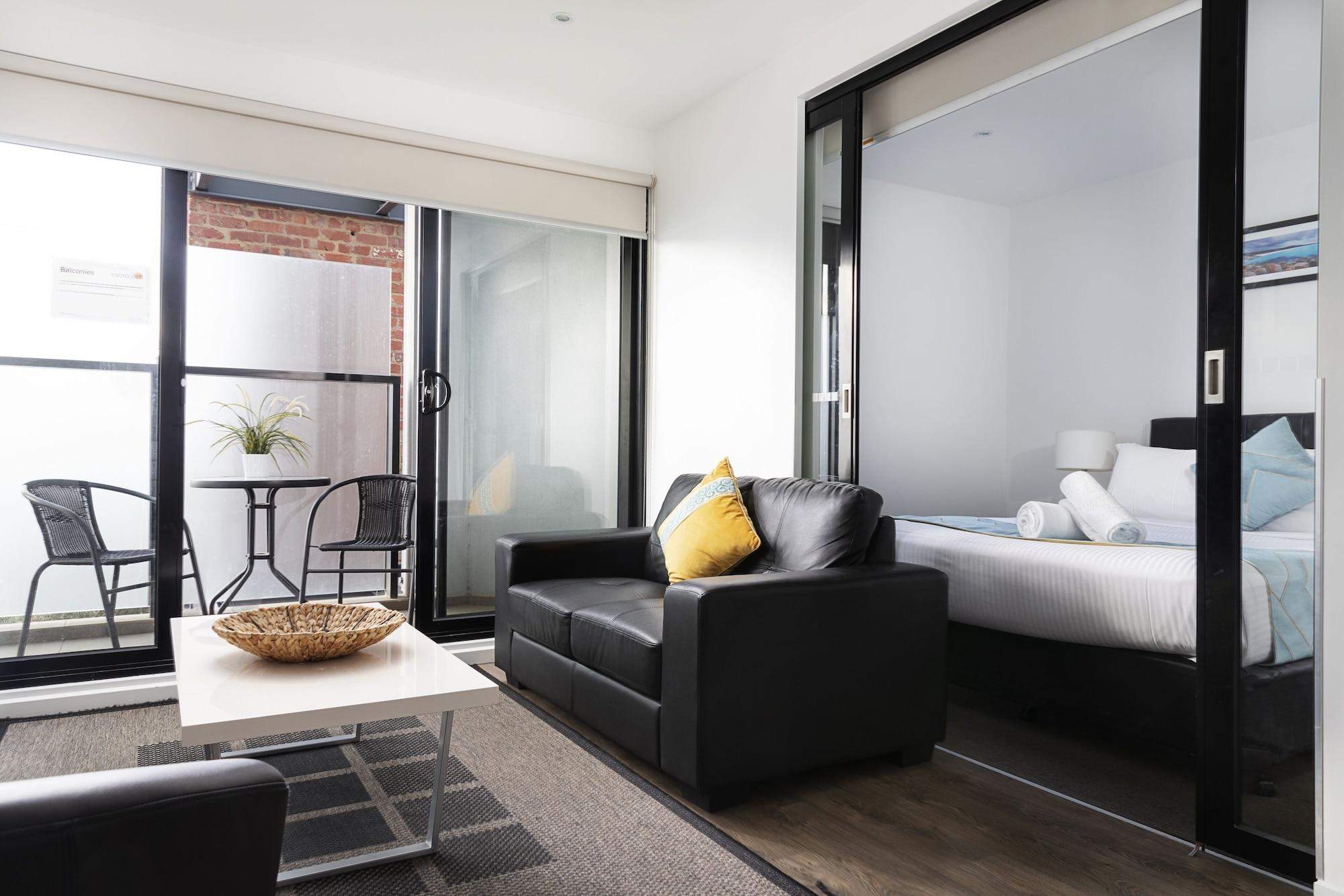 Rnr Serviced Apartments North Мельбурн Экстерьер фото