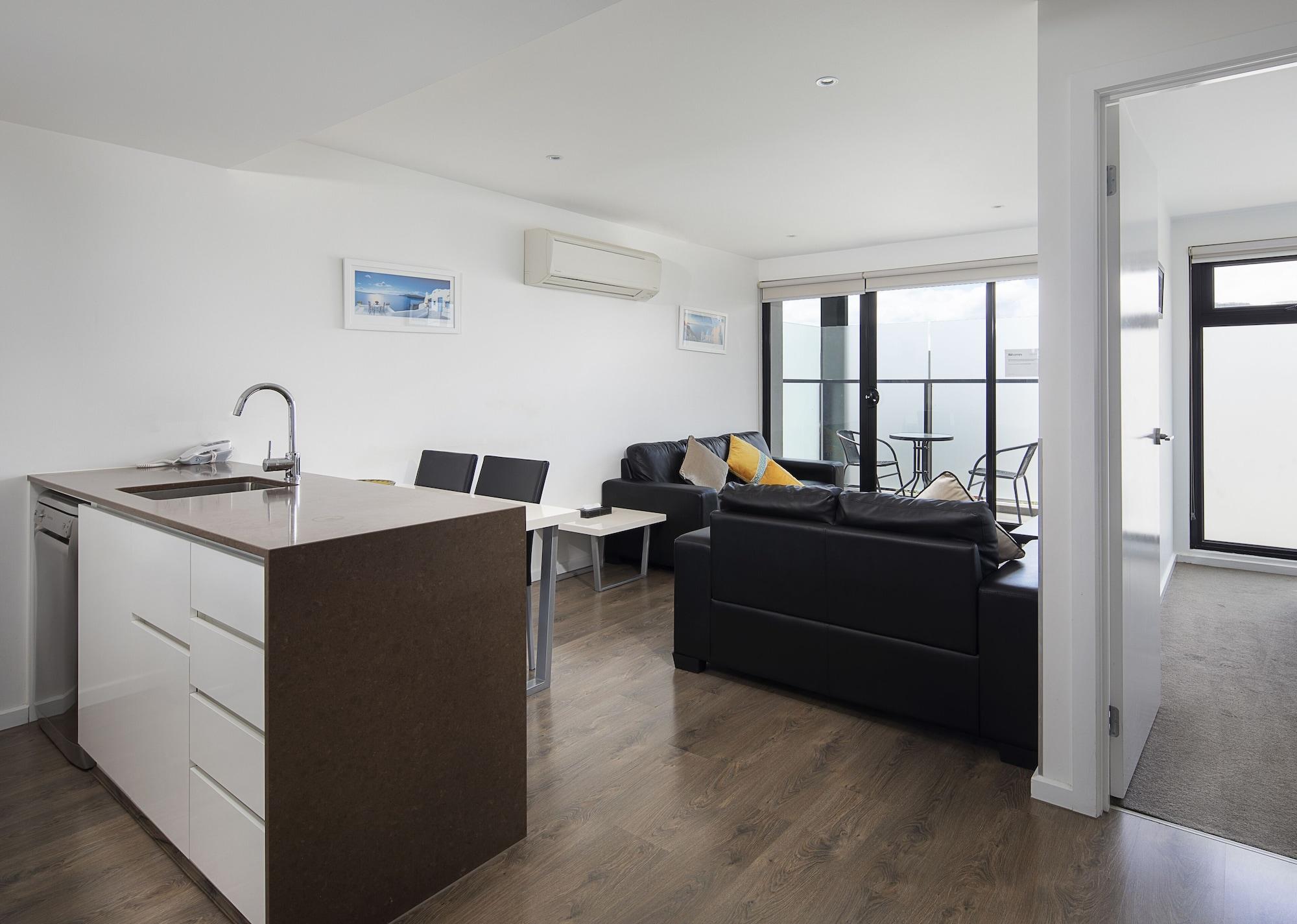 Rnr Serviced Apartments North Мельбурн Экстерьер фото
